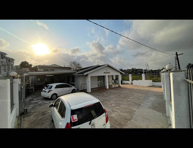 3 BEDROOM HOUSE FOR SALE IN NEWLANDS EAST